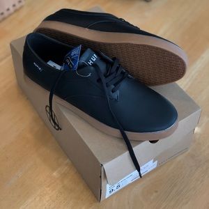 NEW HUF Sutter Sneakers Size 9.5